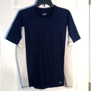 Champion Duo Dry Athletic Tee shirt. Medium. C239